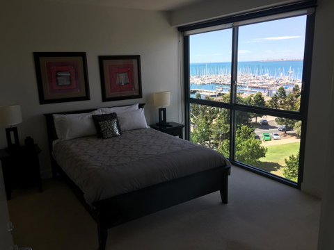 Geelong Waterfront Penthouse Apartment - Tourism Noosa 7