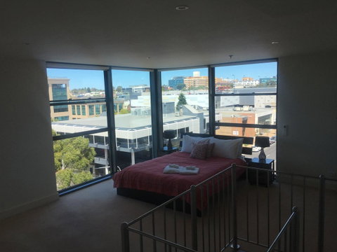 Geelong Waterfront Penthouse Apartment - Tourism Noosa 12