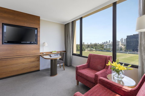 View Melbourne - Tourism Noosa 16