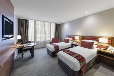 View Melbourne - Tourism Noosa 3