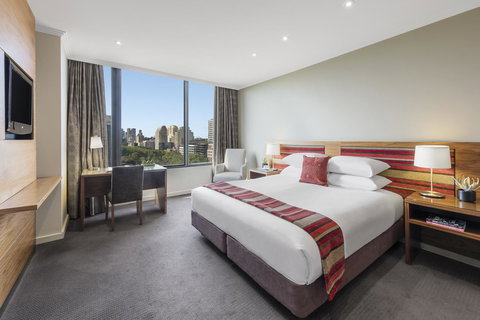 View Melbourne - Tourism Noosa 7