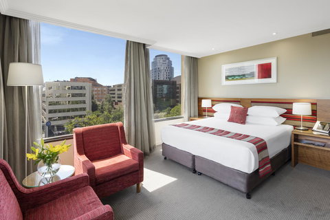 View Melbourne - Tourism Noosa 17