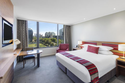 View Melbourne - Tourism Noosa 22