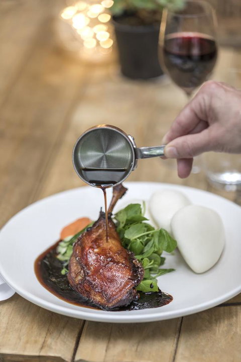 View Melbourne - Tourism Noosa 31