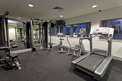 Causeway 353 Hotel - Tourism Noosa 11