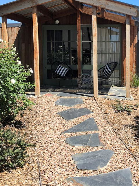 The Cosy Bungalow - Tourism Noosa 11