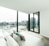 Melbourne Private Apartments - Collins Wharf Waterfront Docklands - Tourism Noosa