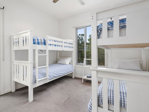 Aireys Ocean View - Tourism Noosa 13