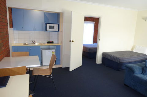 Torquay Tropicana Motel - Tourism Noosa 18