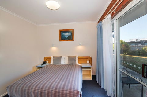 Torquay Tropicana Motel - Tourism Noosa 20
