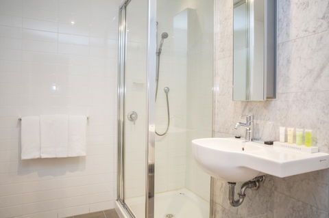 Adara Hotel Richmond - Tourism Noosa 6