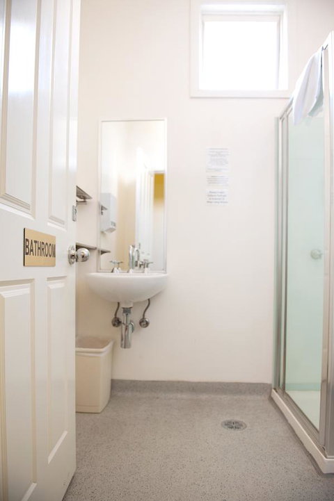 Hotel Claremont Guest House - Tourism Noosa 42