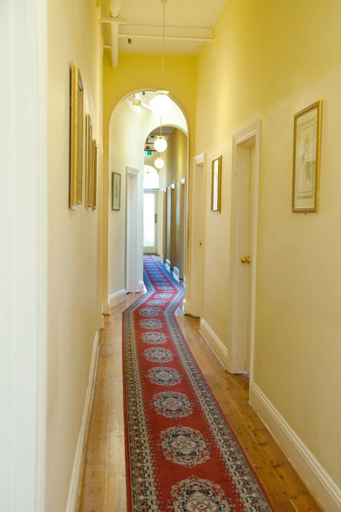 Hotel Claremont Guest House - Tourism Noosa 2