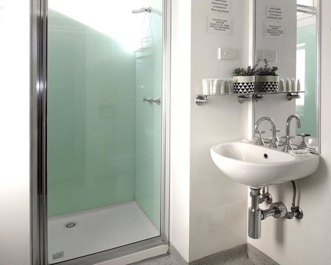 Hotel Claremont Guest House - Tourism Noosa 7