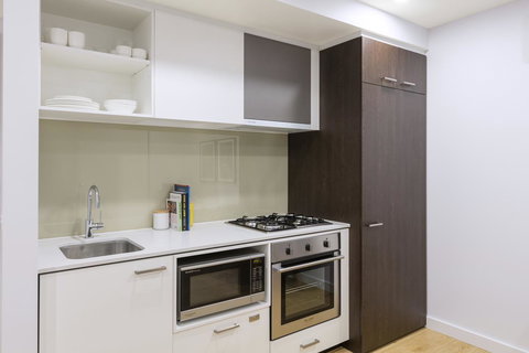 Oaks Melbourne Southbank Suites - Tourism Noosa 3