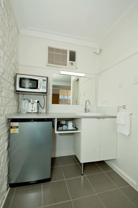 Motel Yarrawonga - Tourism Noosa 10