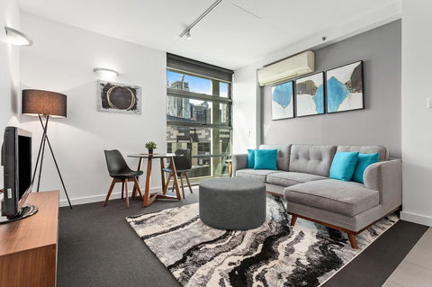 Docklands Private Collection - City Harbour Apartments - Tourism Noosa 7