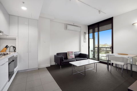 Docklands Private Collection - City Harbour Apartments - Tourism Noosa 37