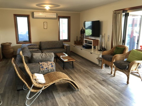 Beautiful, Cosy And Quiet - Tourism Noosa 3