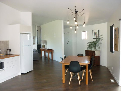 Saje\'s House & Pod - Tourism Noosa 4