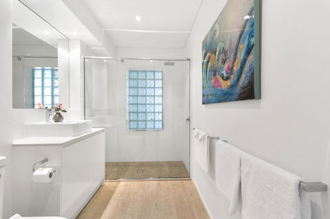 7 & 8 Monte Vista Sorrento - Tourism Noosa 5