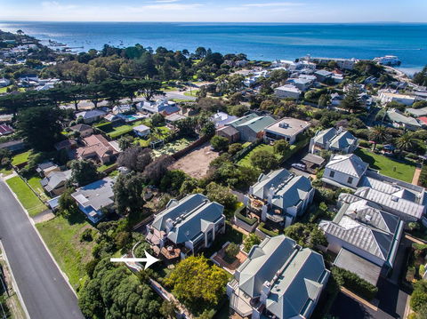 7 & 8 Monte Vista Sorrento - Tourism Noosa 19