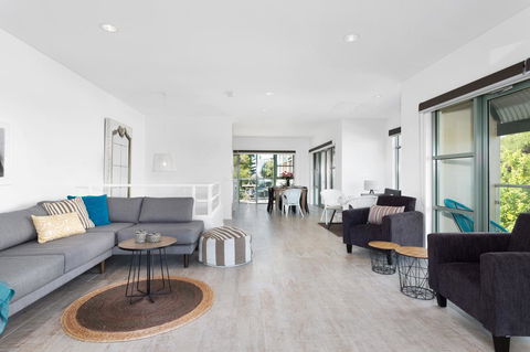 7 & 8 Monte Vista Sorrento - Tourism Noosa 15