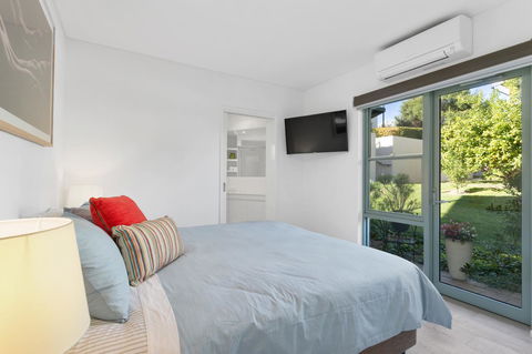 7 & 8 Monte Vista Sorrento - Tourism Noosa 11