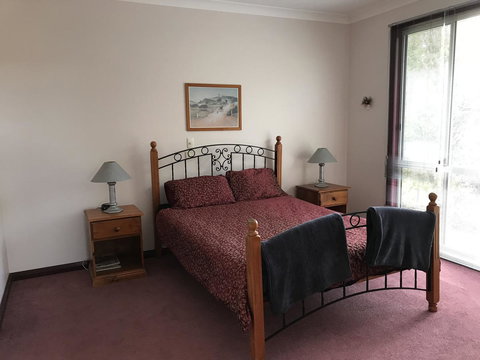 Eagle Bay Views - Tourism Noosa 8