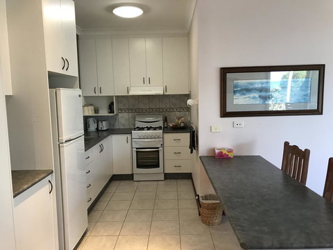 Eagle Bay Views - Tourism Noosa 15