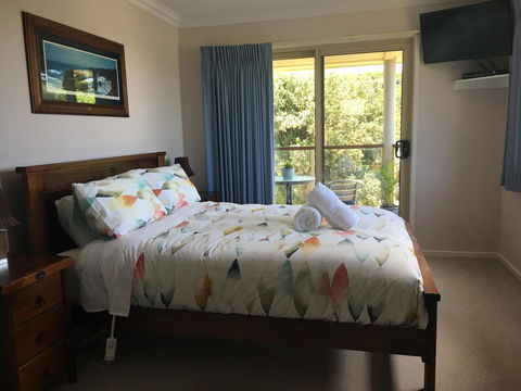 Ocean View Beach House - Tourism Noosa 9
