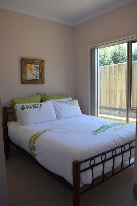 Ocean View Beach House - Tourism Noosa 13