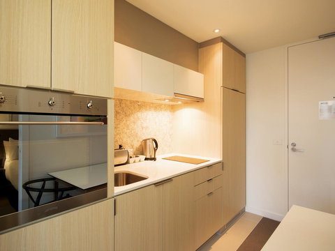 Apartments @ 133 City - Tourism Noosa 12