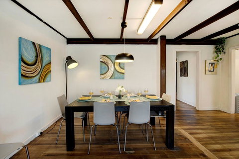 Jettycove Beach House - Tourism Noosa 4