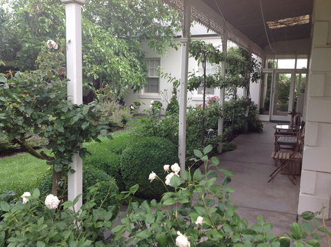 Camellia Cottage - Tourism Noosa 2