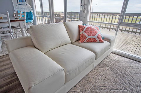 Stunning Waterfront Only 10 Minutes To Phillip Island - FREE EV UNIT 7kW For Electric Cars - Pet Friendly, Fireplace FREE WIFI Wine & Chocolates - Tourism Noosa 14