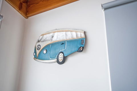 Stunning Waterfront Only 10 Minutes To Phillip Island - FREE EV UNIT 7kW For Electric Cars - Pet Friendly, Fireplace FREE WIFI Wine & Chocolates - Tourism Noosa 24