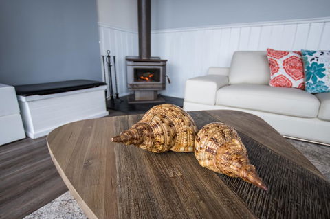 Stunning Waterfront Only 10 Minutes To Phillip Island - FREE EV UNIT 7kW For Electric Cars - Pet Friendly, Fireplace FREE WIFI Wine & Chocolates - Tourism Noosa 15