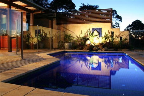 The BlueGreen SANCTUARY - Tourism Noosa 0