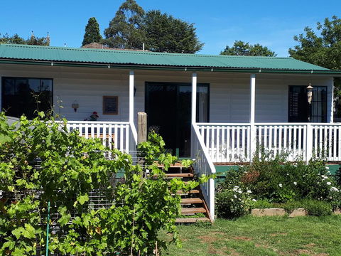 The Bohemian Art Studio - Tourism Noosa 2