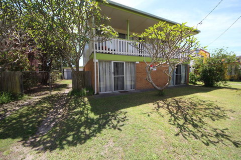 The Castle At Hat Head - Tourism Noosa 0