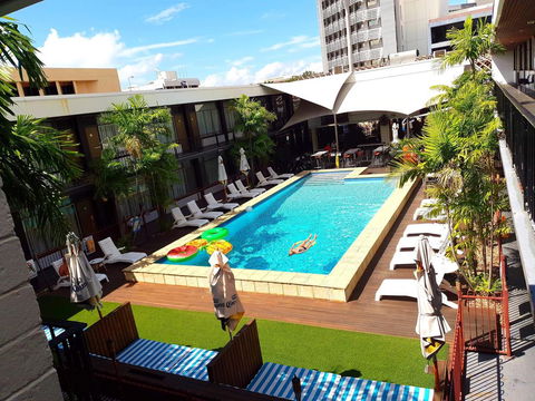 The Cavenagh - Tourism Noosa 0