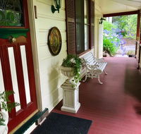 The Chalet Guesthouse And Studio - Tourism Noosa