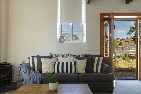 The Chapel - Tourism Noosa 1