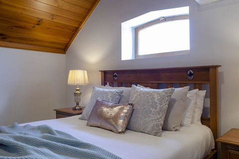 The Chapel - Tourism Noosa 3