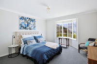 The Crescent - Pet Friendly - 1 Min to Beach