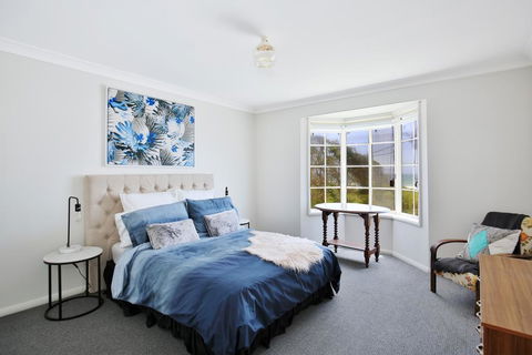 The Crescent - Pet Friendly - 1 Min To Beach - Tourism Noosa 0