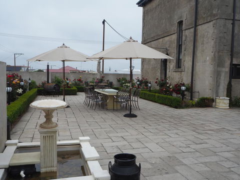 The Customs House B & B - Tourism Noosa 2