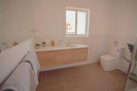 The Farmhouse. - Tourism Noosa 2