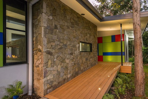 The Feathered Nest - Luxury Wildlife Retreat - Tourism Noosa 3